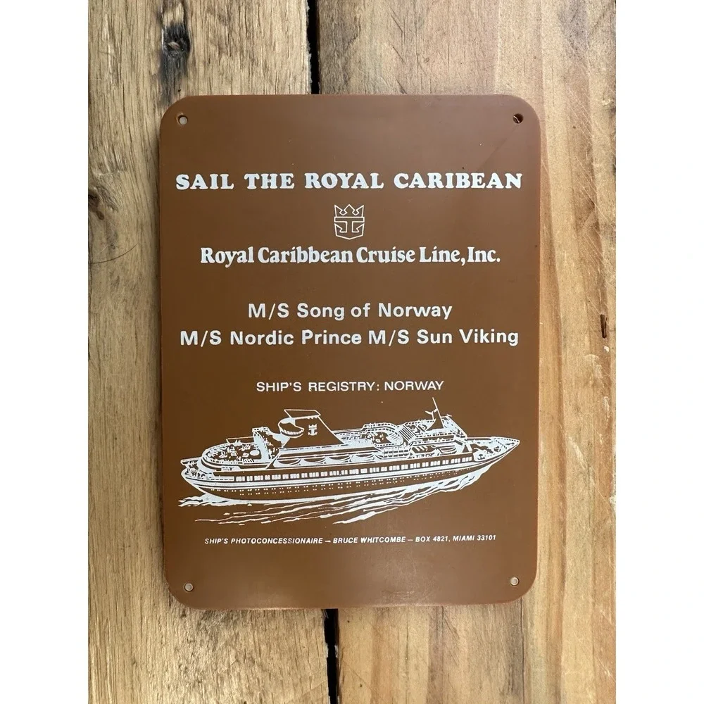 VTG 70s Or 80s Royal Carribean Cruise Plastic Picture Frame About 5 1/2 X‎ 4 In